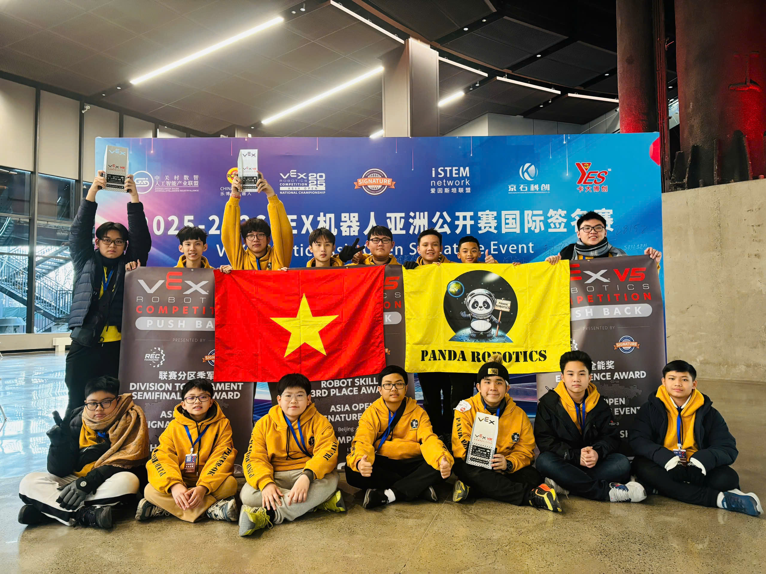 Đội tuyển học sinh đưa Robotics Việt Nam lên đỉnh cao châu Á, hướng đến mục tiêu thế giới