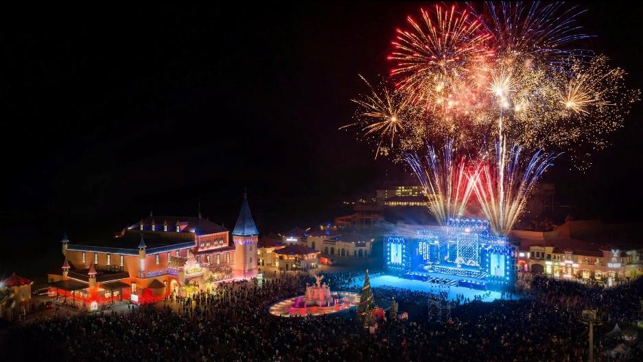 Chuỗi ‘điểm đến quốc dân’ trong hệ sinh thái Vingroup đón hơn 1,5 triệu lượt khách, ‘thắp lửa’ đêm giao thừa 2026 trên khắp Việt Nam