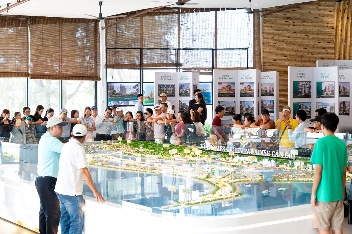 Trăm nghe không bằng một thấy, Việt kiều bay về Cần Giờ du xuân và ‘chốt’ luôn giao dịch