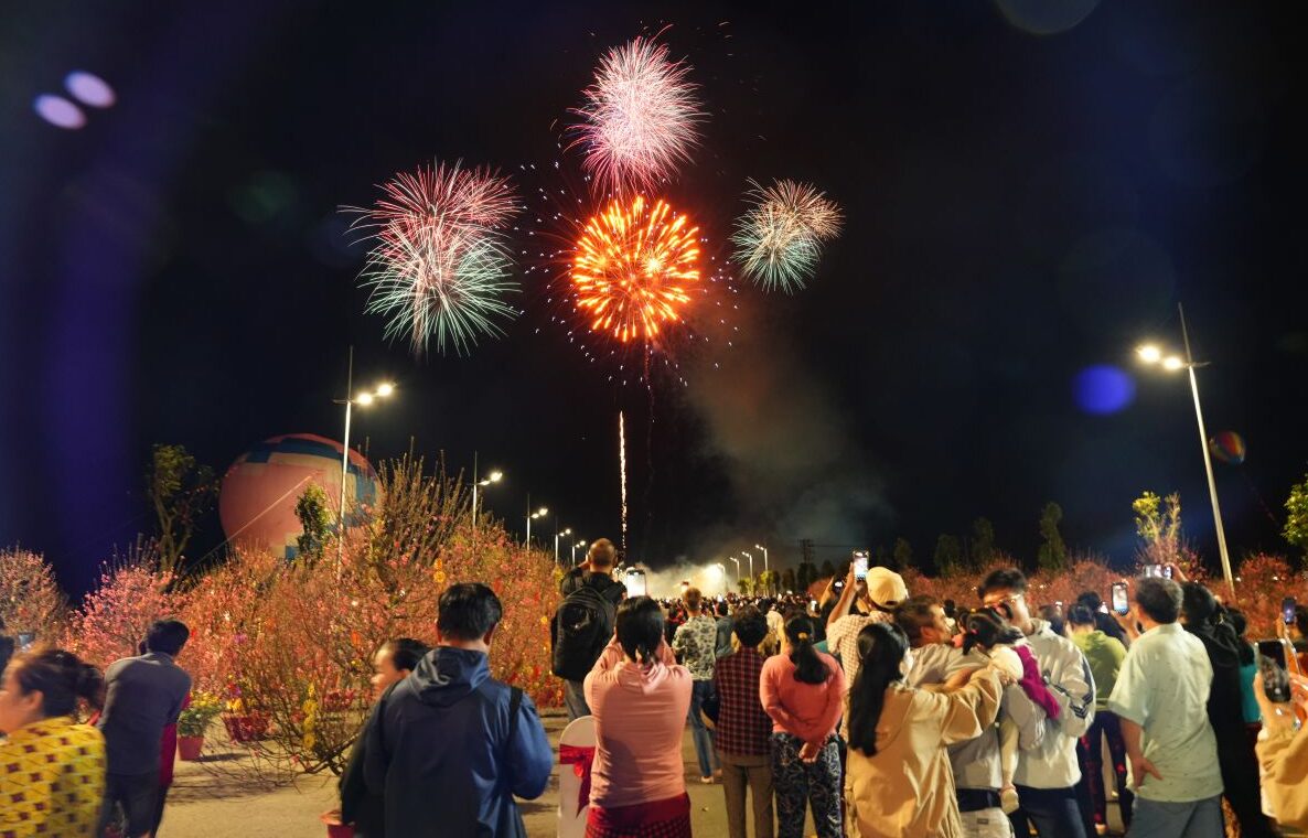 ‘Playlist’ trải nghiệm hẹn hò Valentine độc nhất vô nhị tại Green Paradise Tet Fest