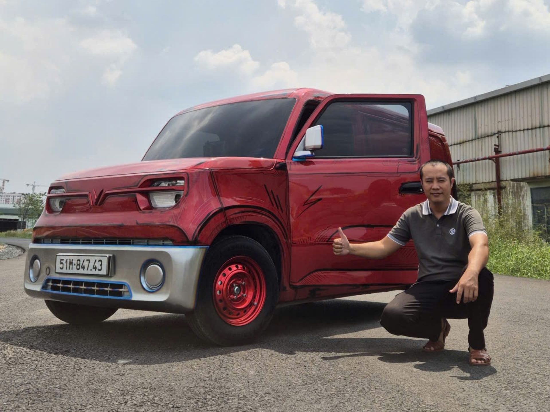 Mua VinFast EC Van dù đã có cả dàn xe chở hàng, chủ xưởng tại TP.HCM giải thích bài toán chi phí