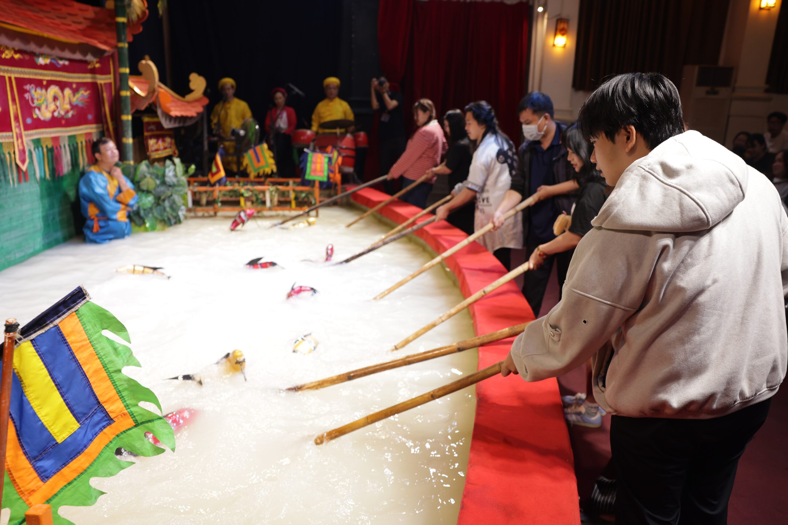 Gen Z đánh thức di sản qua dự án ‘Âm vang rối nước’