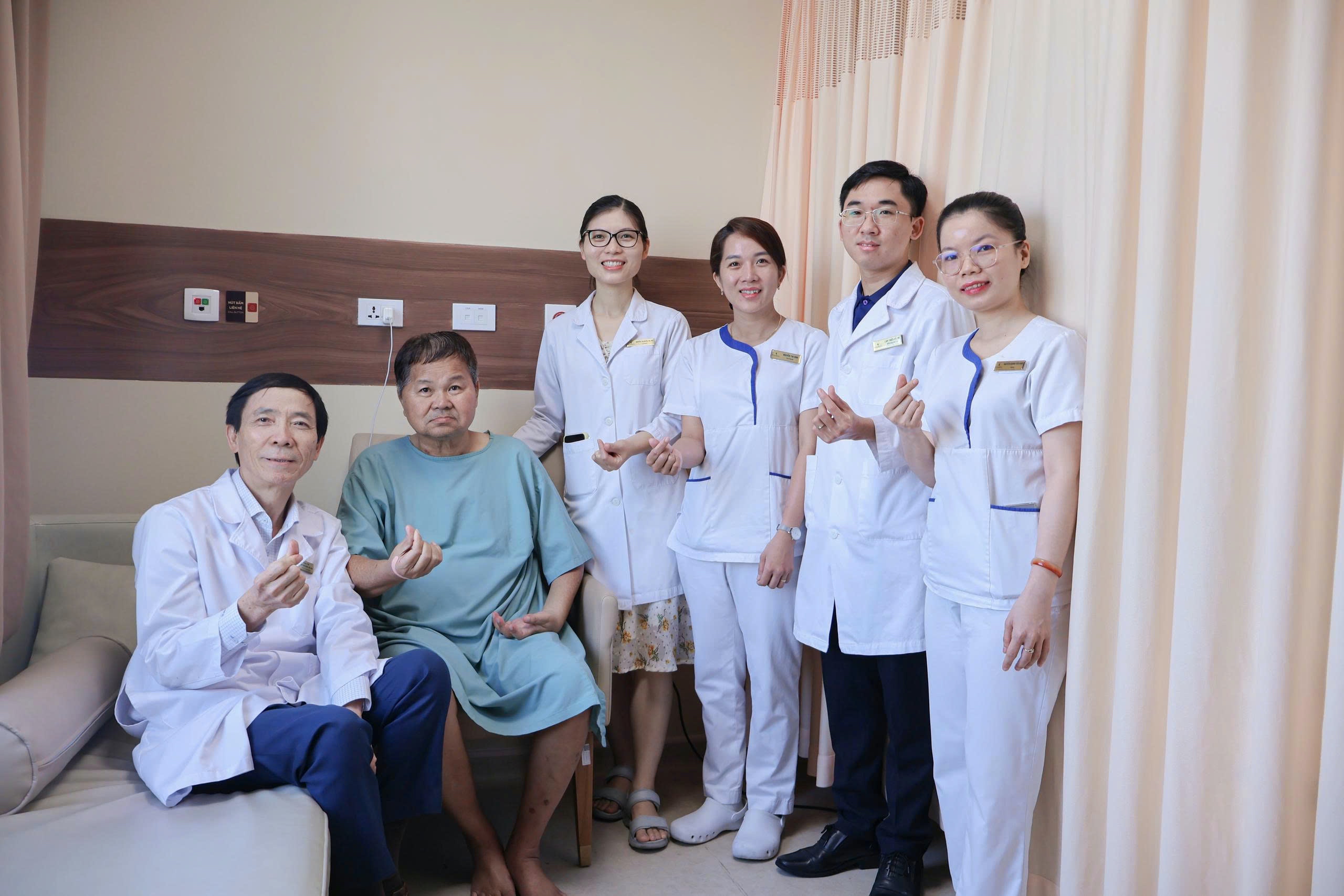 Ca phẫu thuật ‘cân não’ cứu bệnh nhân ung thư tiêu hoá đa bệnh nền tại Vinmec Cần Thơ