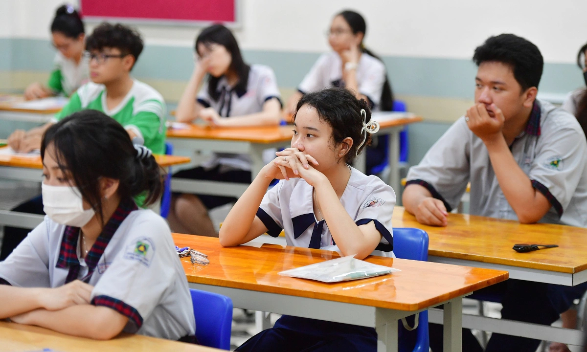 Giữ sức trước khi giữ điểm