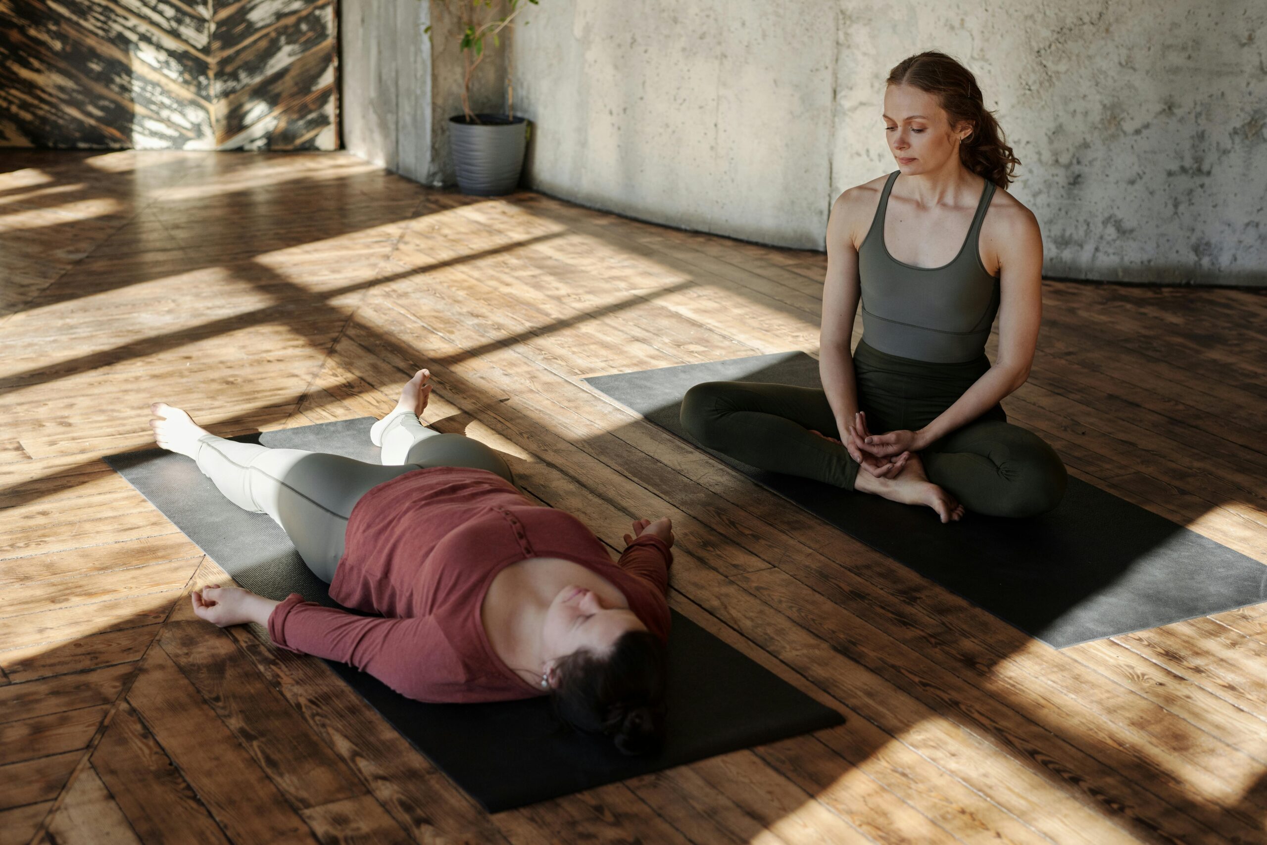 Yoga Nidra: Phương pháp nằm thiền giúp giảm bớt căng thẳng và phục hồi sức khỏe hiệu quả