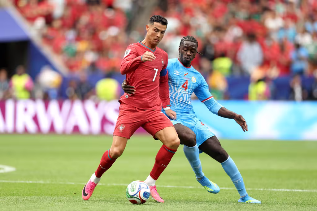 Ronaldo im tiếng, Bồ Đào Nha chia điểm bất ngờ trước CHDC Congo