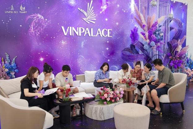 Hàng nghìn khách đổ về The Vietnam Grand WeddX 2026, choáng ngợp trước ‘đại tiệc cưới’ lớn bậc nhất Việt Nam