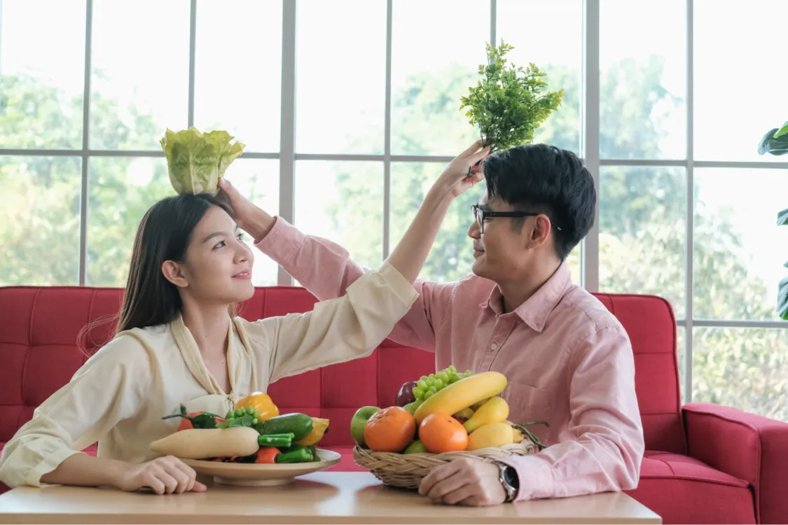 Khi tình yêu bước vào đời sống thật