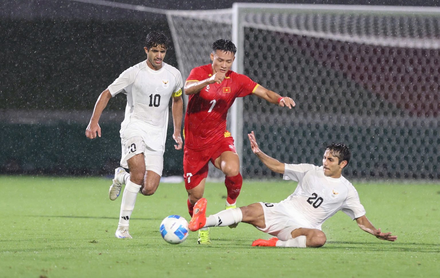 U23 Việt Nam hòa trong cay đắng