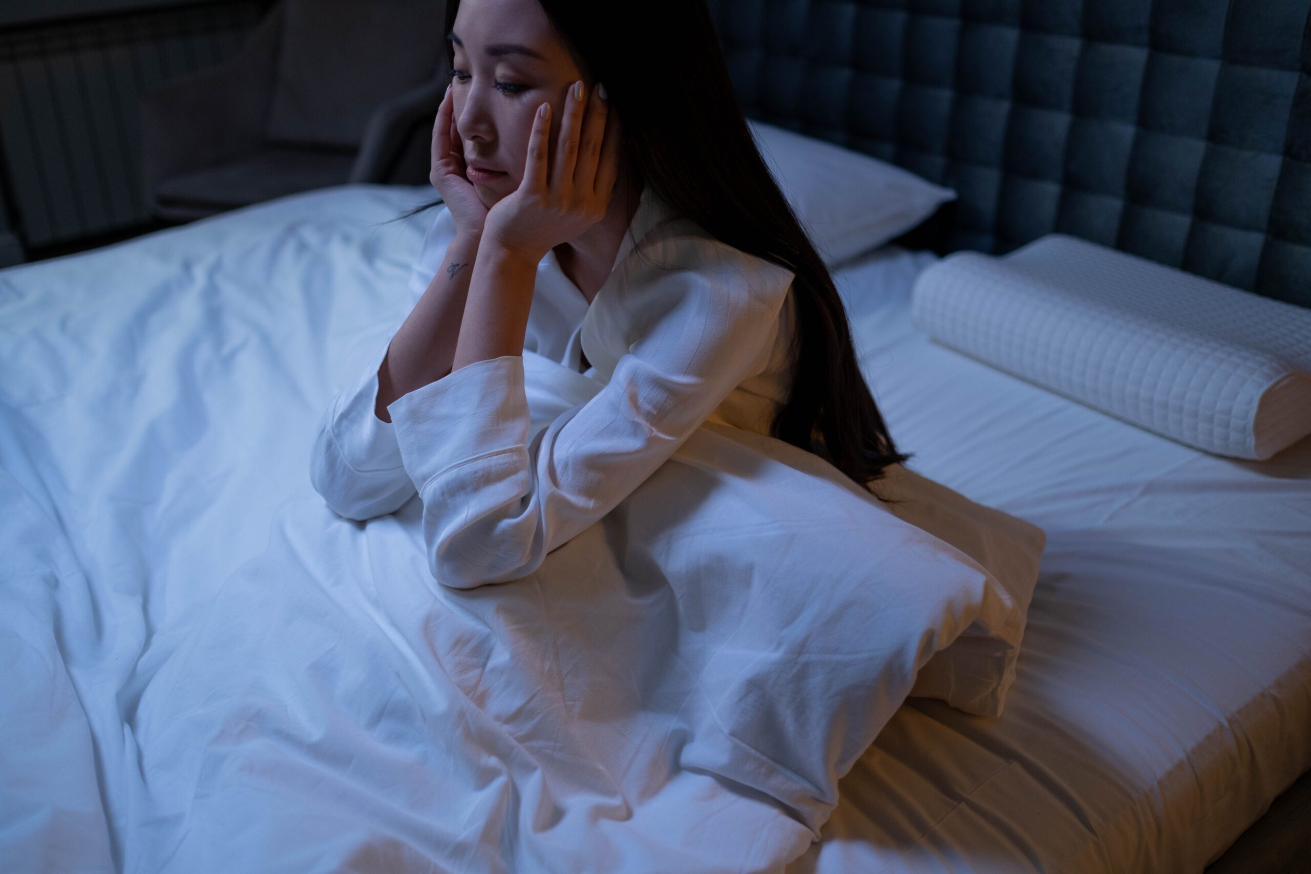 Gỡ rối giấc ngủ cho phụ nữ: Khi nào những đêm trằn trọc không còn là chuyện bình thường?