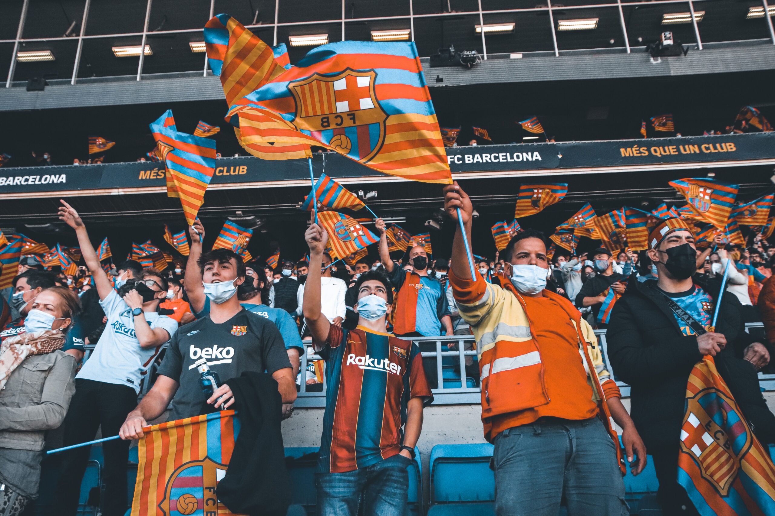 El Clasico: Lịch sử và bài toán trước giờ bóng lăn