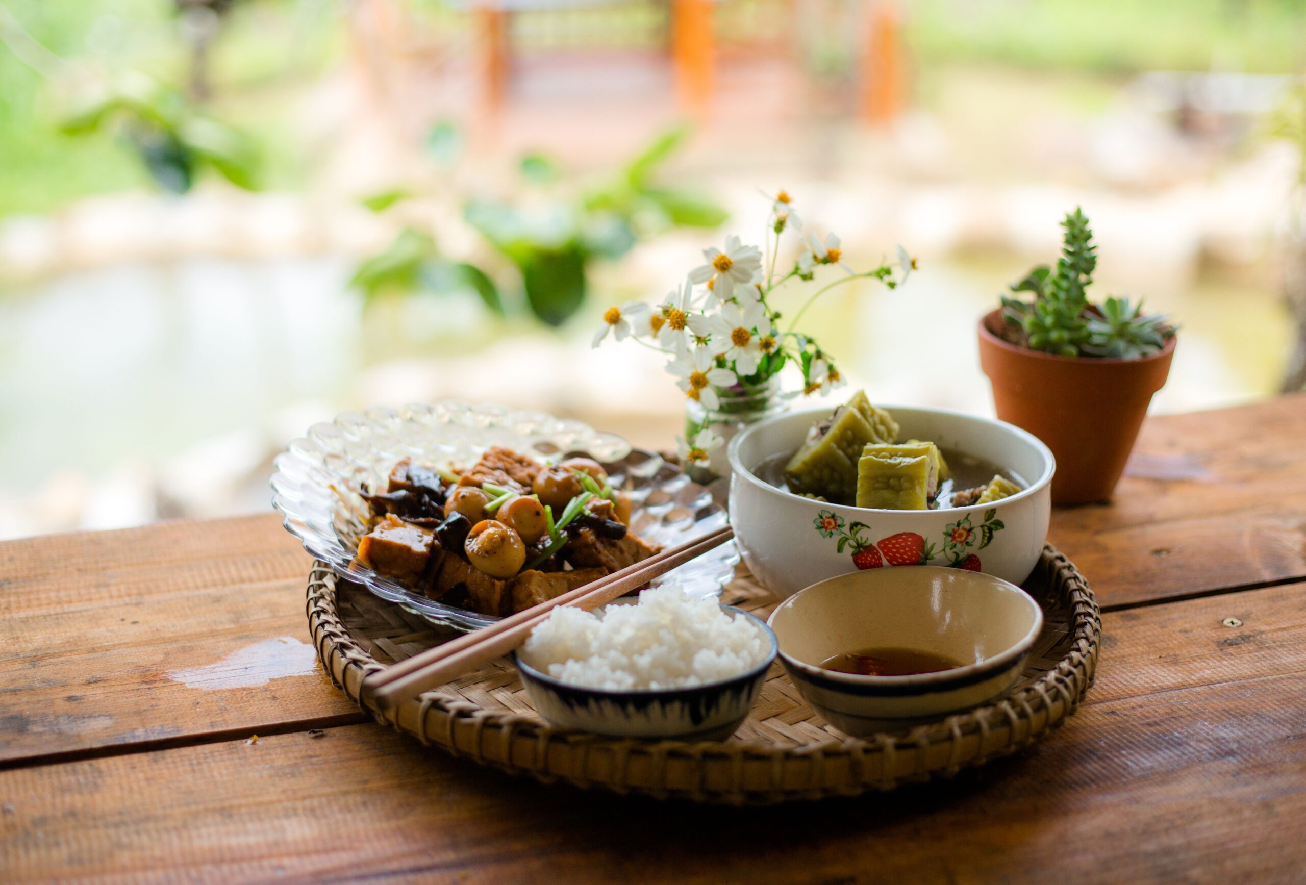 Giao mùa, nhớ bát canh nhà